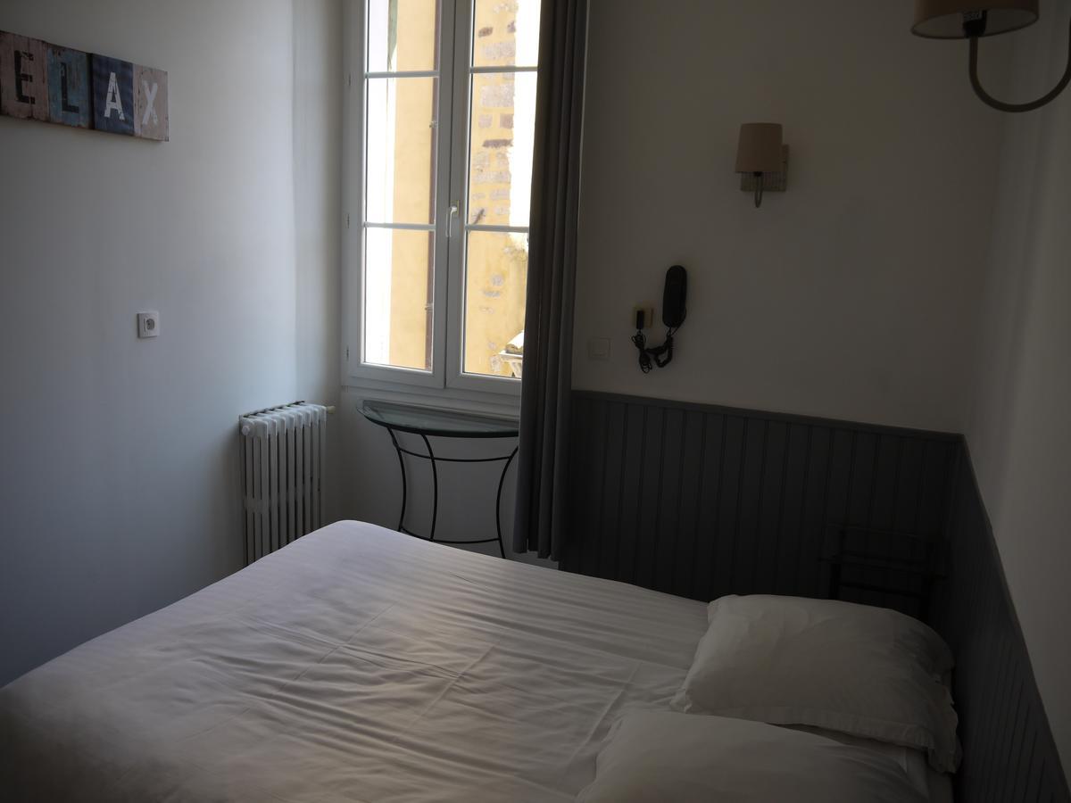 Hotel Portalet Hyères Exteriör bild